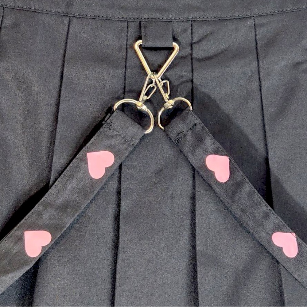 Pleated Heart Tape Skirt Sz. Medium - Picture 5 of 6